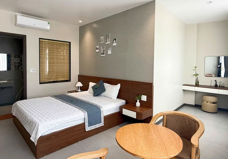 Checklist Đi Cát Bà Cho Người Mới: 10 Thứ Nên Chuẩn Bị Trước Chuyến Đi 3 Đặt phòng khách sạn Cát Bà